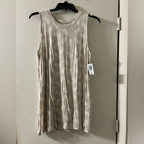 Torrid Tank Top - Picture 1 of 3